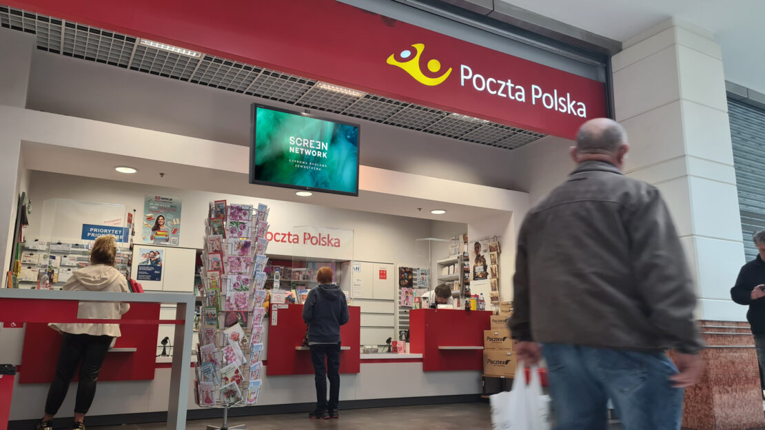 Poczta-Polska-ekrany-reklamowe-Screen-Network